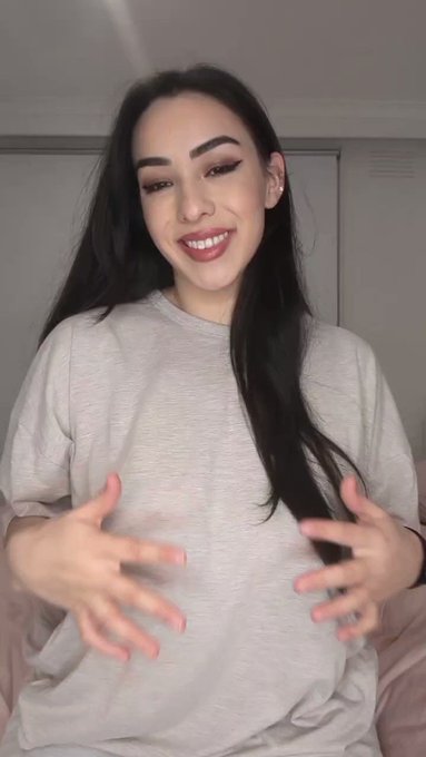 For my next trick I'll make something of yours disappear... 🍆💦🍩 https://t.co/oZxopc450g