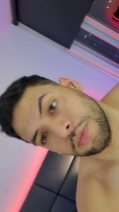 Cant sleep? Come to me https://t.co/7E0ibX9jDu https://t.co/KqZQimrKVK