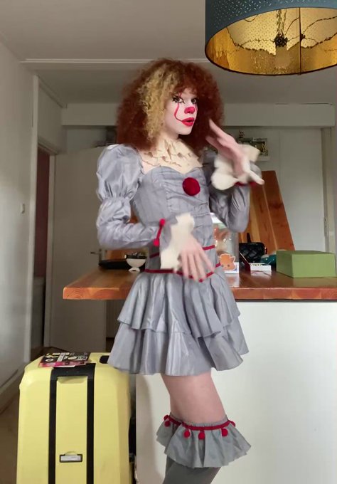 I used to think that my life is a Tragedy. But now I realize it’s a Porn Parody 🤡💞 https://t.co/sMzF