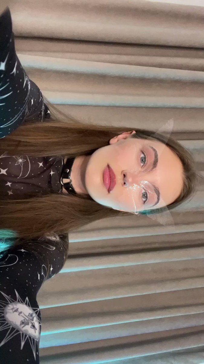 HollyBunny on Twitter: "Hello everyone💕I have a show in 5 minutes, come ...