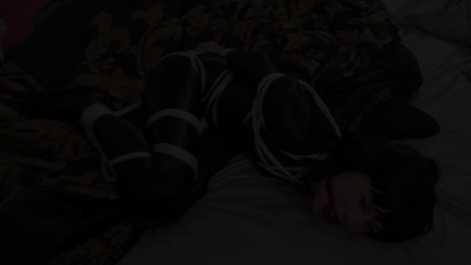 😝😅 https://t.co/geawofRSji<a href="/tag/bondage"class="tags"><span>#bondage</span></a><a href="/tag/chastity"class="tags"><span>#chastity</span></a>