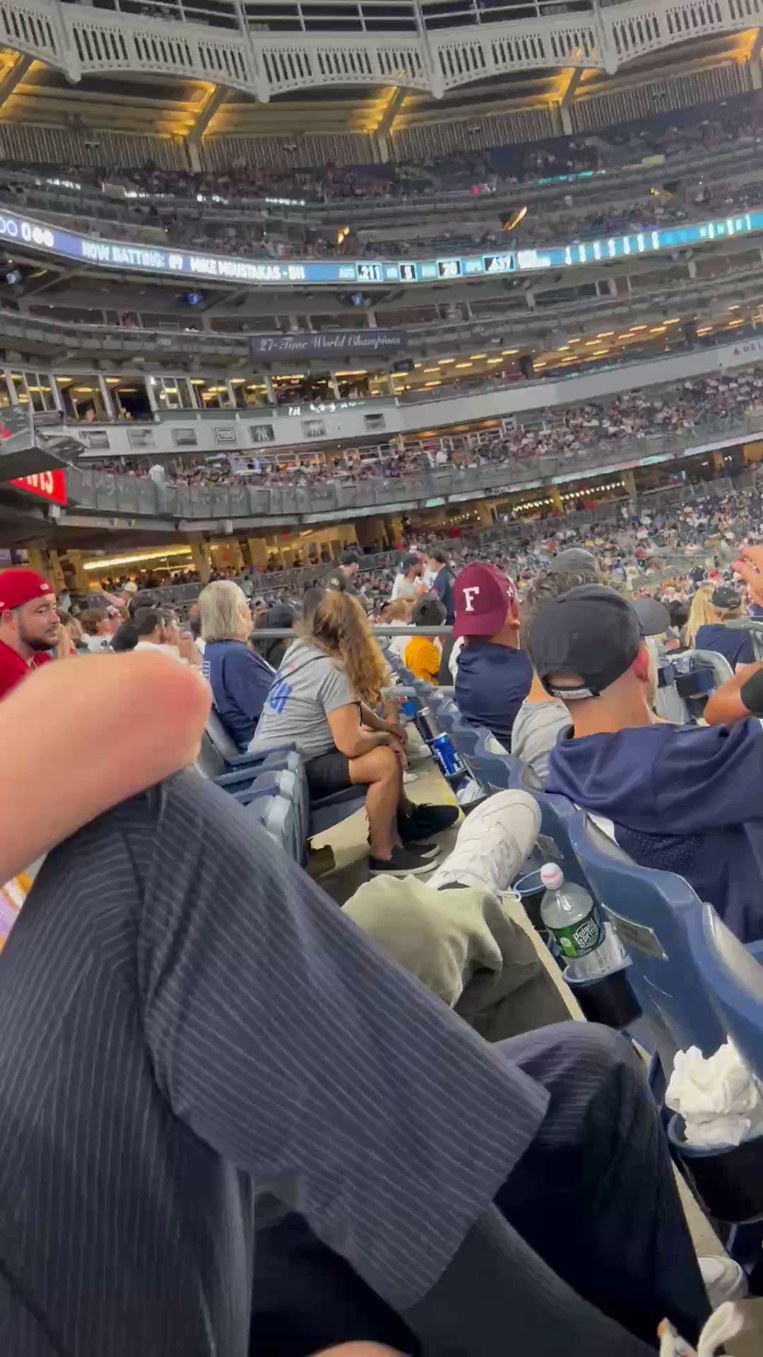 Sean O'Bradaigh on Twitter "Yankees vs Reds brawl barstoolsports