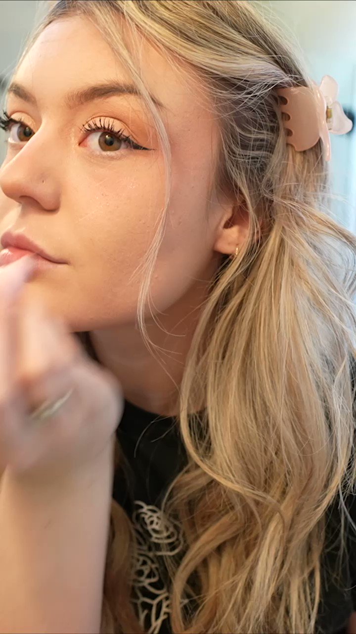 brooke on Twitter: “thoughts on mini day vlogs like these? https://t.co