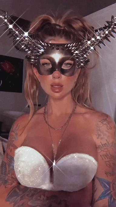 Teaser of my poem click the link below to listen to the whole thing and subscribe if you feel aligned