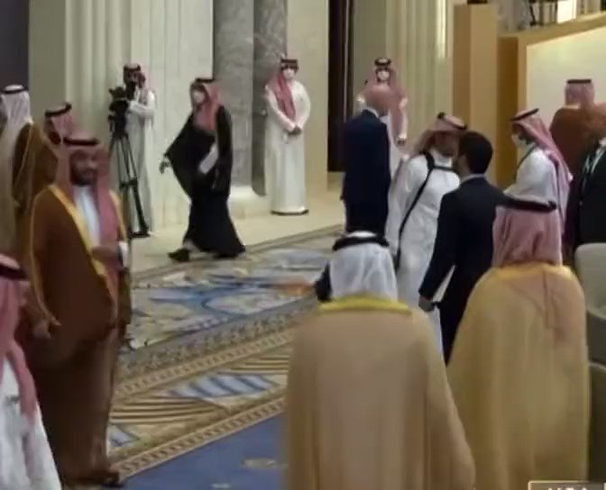 على خشمي عليه الشحم