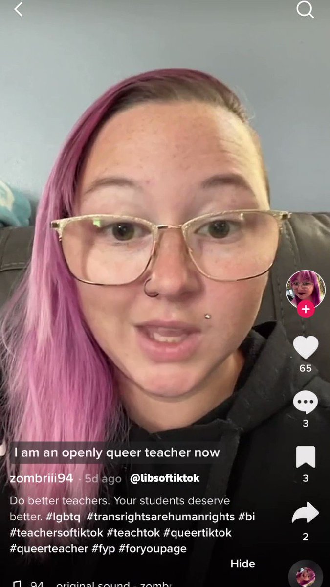 Read more about the article Elementary teacher explains how she hints to students that she’s queer so they c