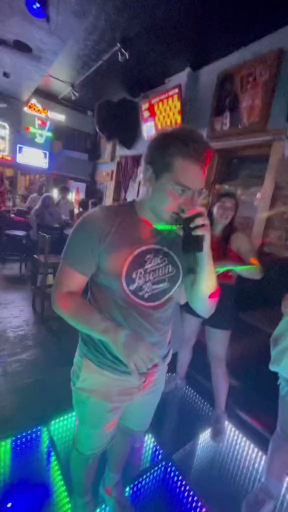 Barstool Bobcat on Twitter "POV you were at an internship all summer