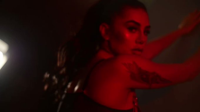 Foolow me baby:
https://t.co/LymQ9ljncu https://t.co/rAM38XbSFq
