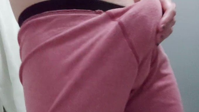 Pissing with a hard-on.
-
#queer #bi #gay #alt #twink #porn #nsfw #nsfwtwt  #horny #pornhub #piss #pee