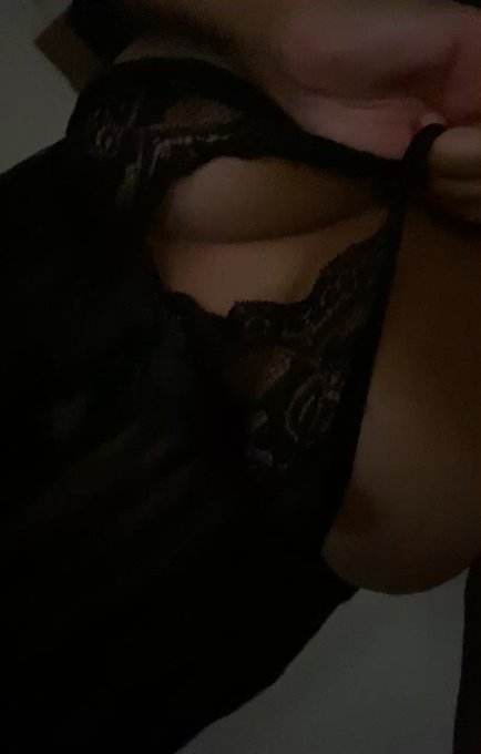 Hey Baby! Wanna see more? OF link in my bio,i'm looking forward to see you there 18+ content only, kiss