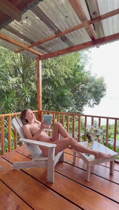 Natalia Starr’s pics and videos