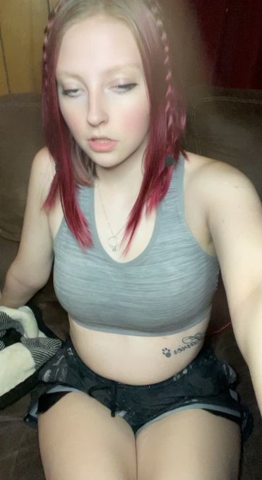 #findom #paypig paypigs lick the bottom of my feet and open your wallet https://t.co/0cGBAjioI4<a href="/tag/findom"class="tags">#findom</a><a href="/tag/paypig"class="tags">#paypig</a>