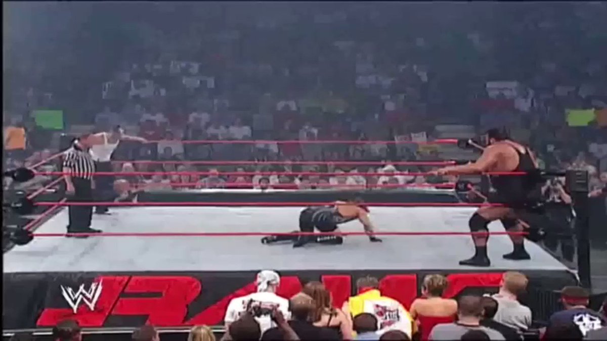 RT @ineed2pi: Jeff Hardy 
vs
RVD
vs
Chris Jericho 
vs
Big Show
(Raw 9.9.2002)
Fatal 4 Way Elimination https://t.co/laHJDMalq9