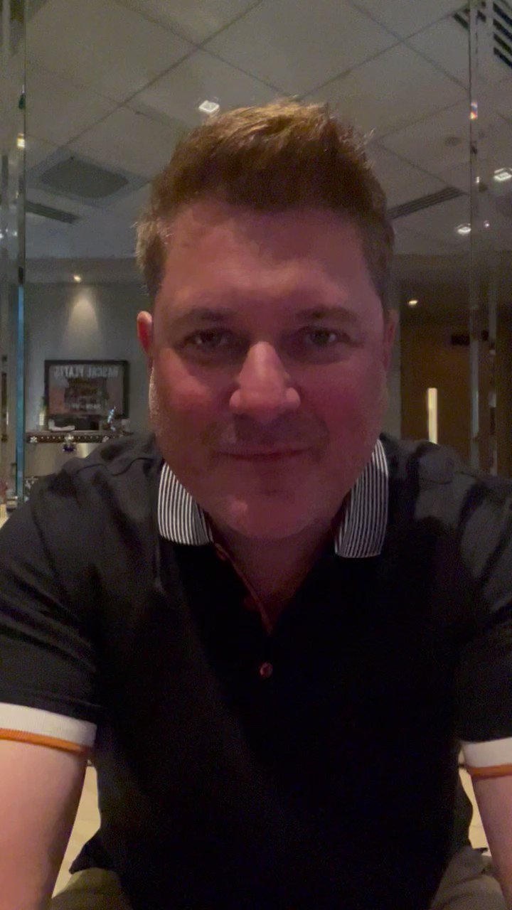 generationradio (genradioband) / Twitter