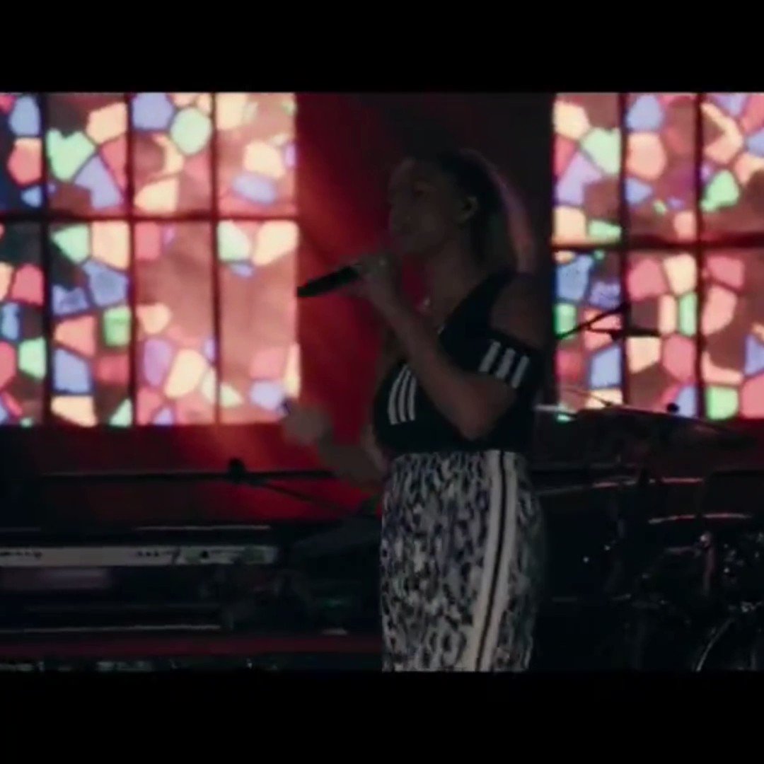 RT @buterasglass: miss tori kelly always brings her soulful voice https://t.co/3E7ZxtF0IW
