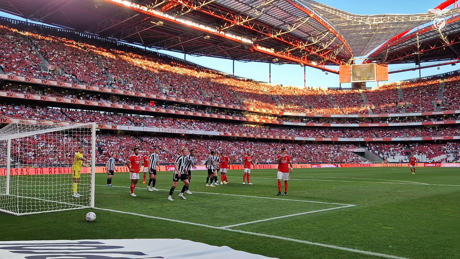 🎥 O golo de @Goncalo88Ramos! 

#EusébioCup #SLBNUFC #EuAmoOBenfica”