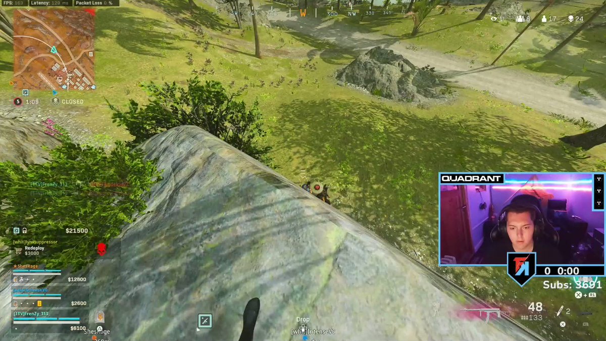 Didn't anyone tell you it's rude to play with your food? @Fifakill_ ๐ฃ๐ฃ