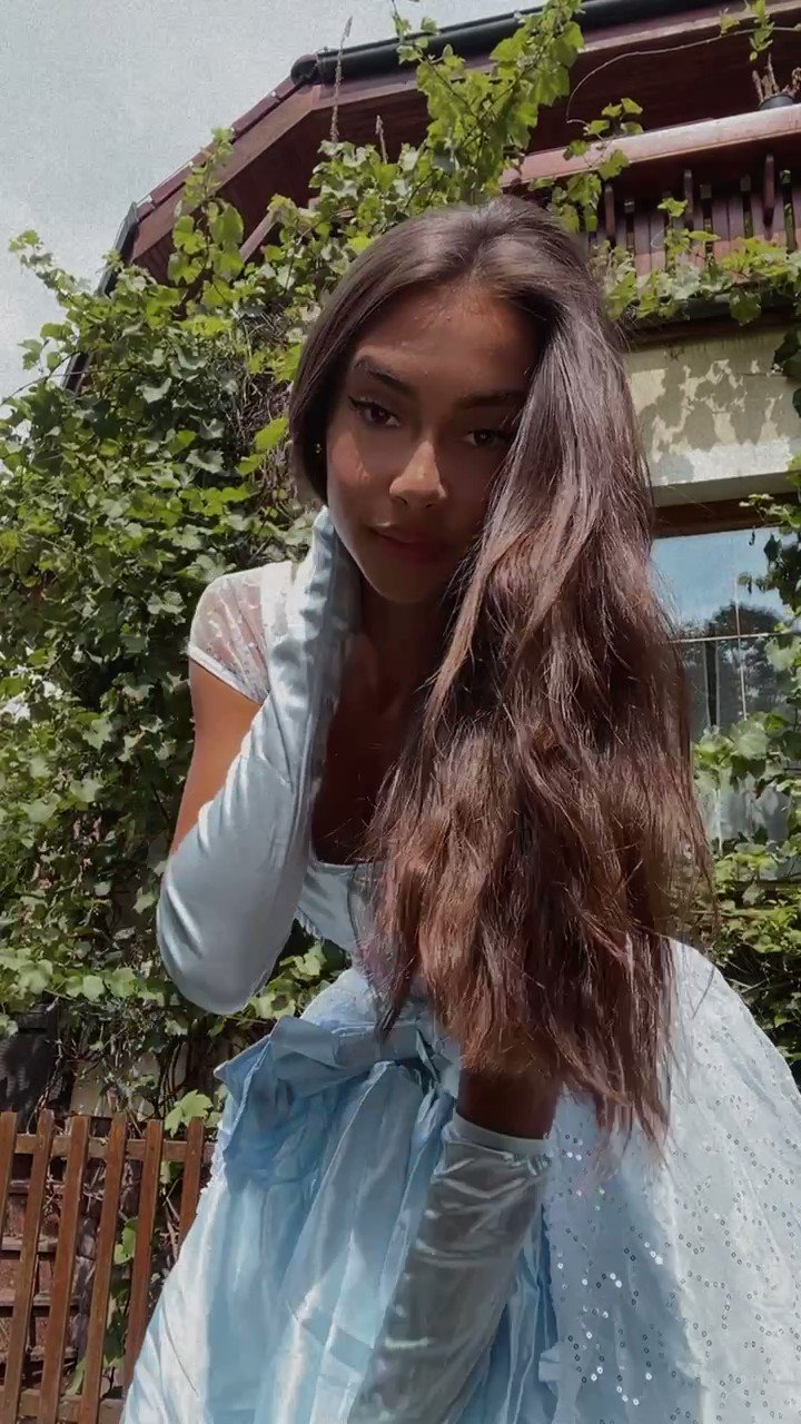 Vanessa Alessia on Twitter: "Come to me!💗👸💗 https://t.co/f1bvjpbbSs ...