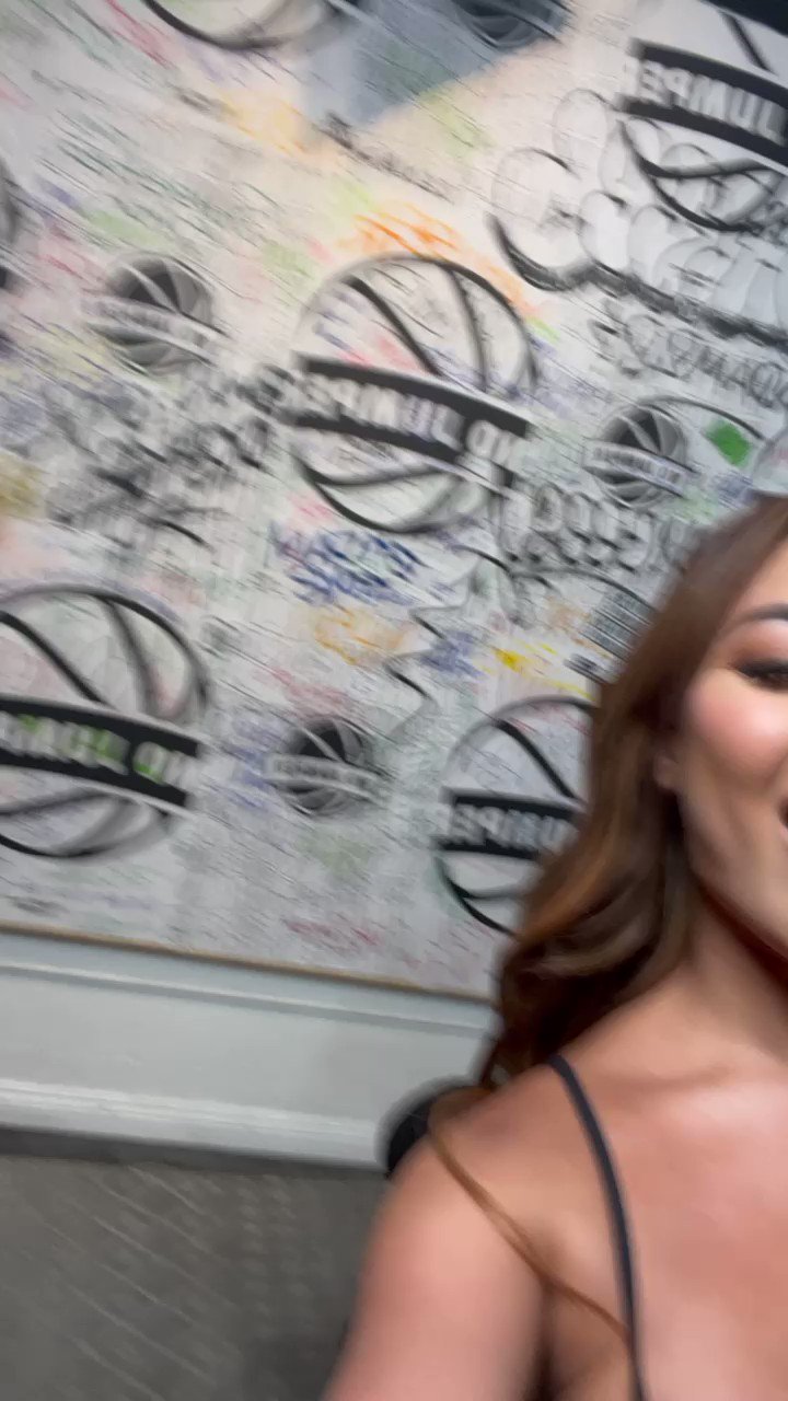 Kazumi on Twitter: "Ima let the whole @nojumper office hit https://t.co ...