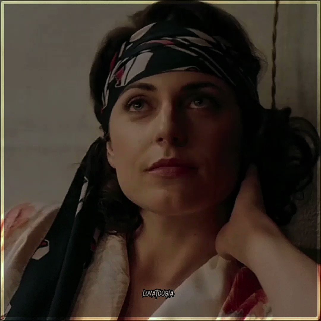 Te amo meu ícone, feliz vida

Happy Birthday Antje Traue 
