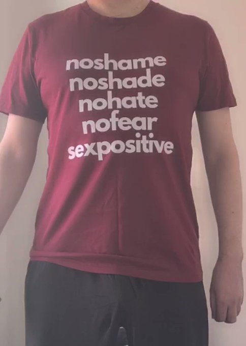 Start of a #poppers session with #Amyl
#sexpositive tee from https://t.co/Ldn1k5uOqq direct link https://t
