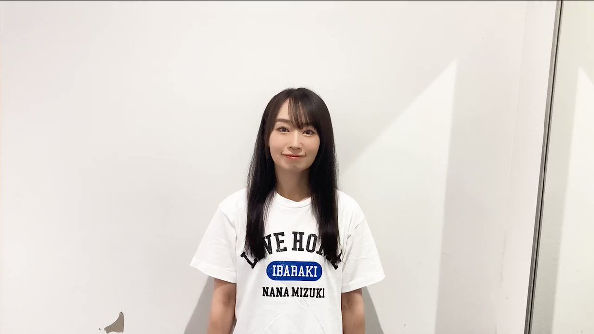 水樹奈々会報Ｎｏ.26〜Ｎｏ.83まで FReegS6NUFFMbEB0.jpg