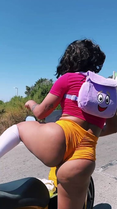 NEW VIDEO! https://t.co/jayWi01FG4 https://t.co/QeF2zhJZIK