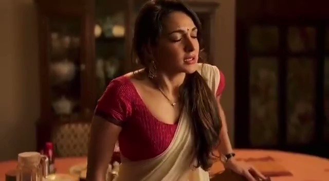 Happy Birthday Kiara Advani One of the best scene of her and her expressions 