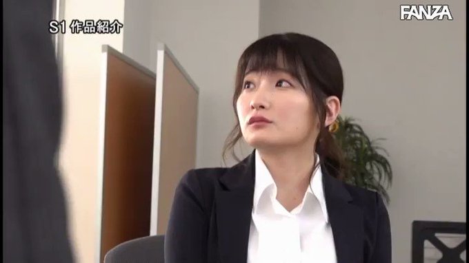 酔って目を覚ますと憧れのJカップ女上司とラブホで二人きり。… 鷲尾めい https://t.co/wUFU8PwObk