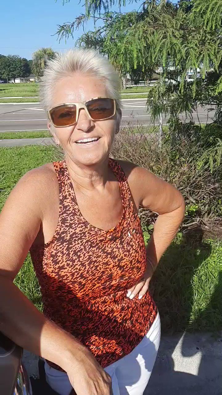 Bambi Cummins on Twitter "Made it to the east coast, I'm in Sébastien Florida right now. Going