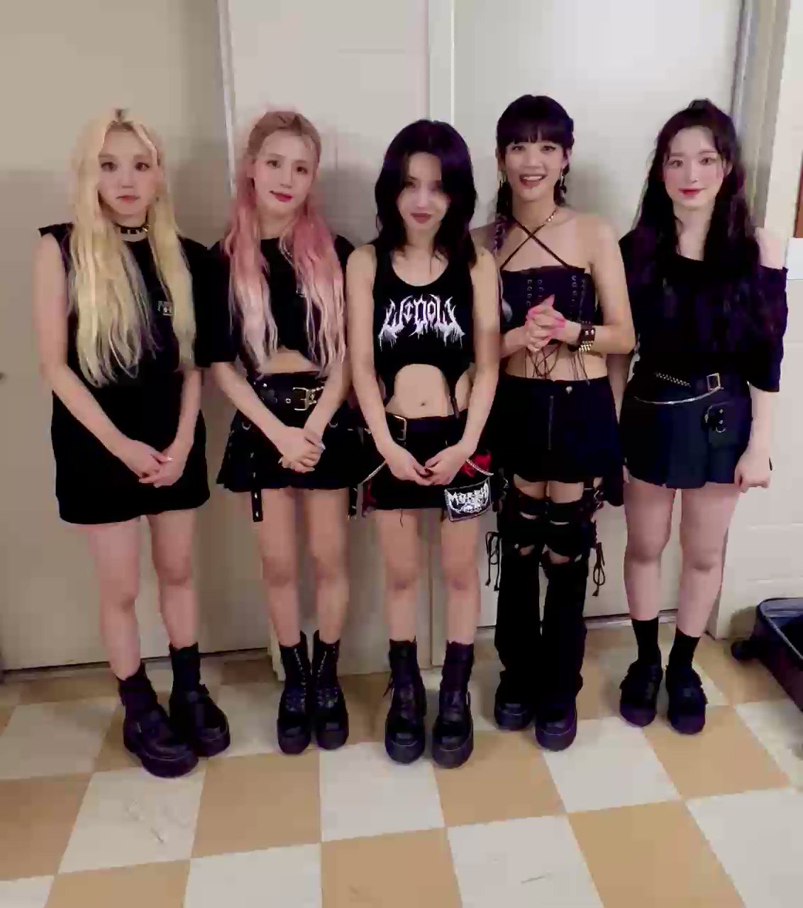Q99.7 Atlanta on Twitter "Hangin’ backstage with G_I_DLE GIDLE at