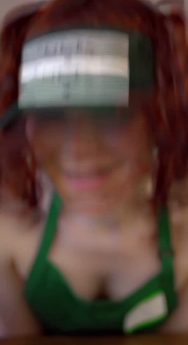 Welcome to Starbucks ☕️ What&rsquo;s your fav drink ? https://t.co/Qw33roD2MD<a href="/tag/mukbang"class="tags"><span>#mukbang</span></a>