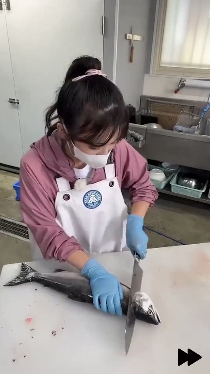 nako handles that knife so well gordon ramsay would be proud
https://t.co/3XEt3hxWBn