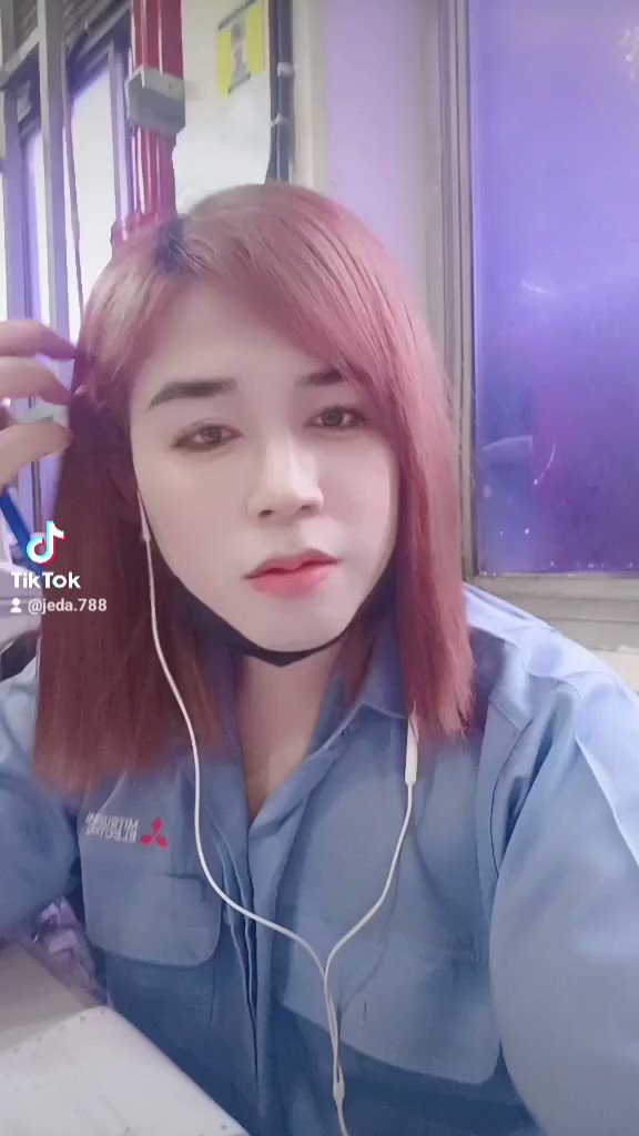 Jeda (เจด้า) Ladyboy in Thailand on Twitter "อยากงับ....🍌 https//t.co