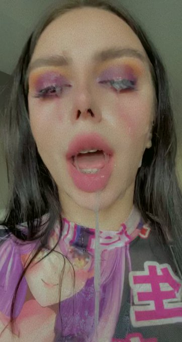 aaand finally, the *after* shots of my first ever eye-cumshot! 😈  The video > "We All Scream For Eyes<a href="/tag/mvsales"class="tags"><span>#mvsales</span></a>