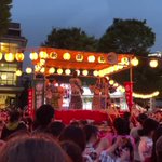 盆踊りでクックロビン音頭にダンシングヒーロー？!もしかしてここだけ令和じゃない？