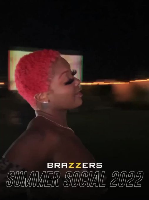 really a hot ass bitch, love you @Brazzers I need to be covered in cum soon btw ♥️ #ZZSummerSocial https://t