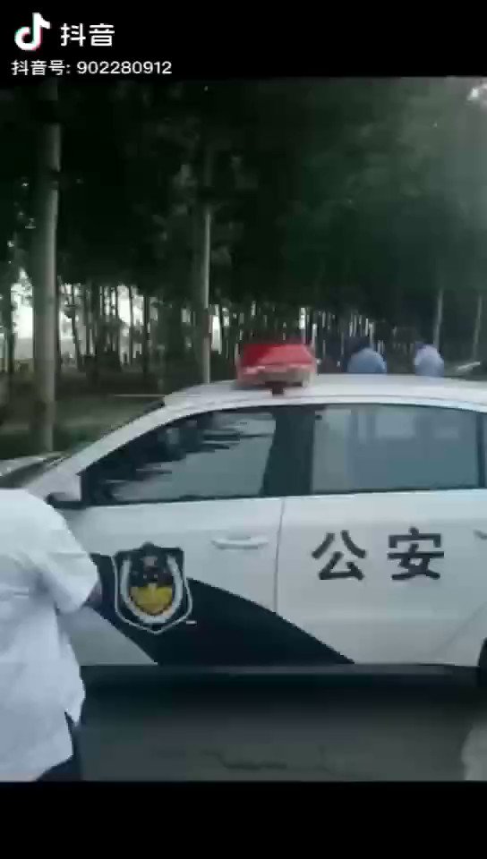 中学生情侣小巷门事件    