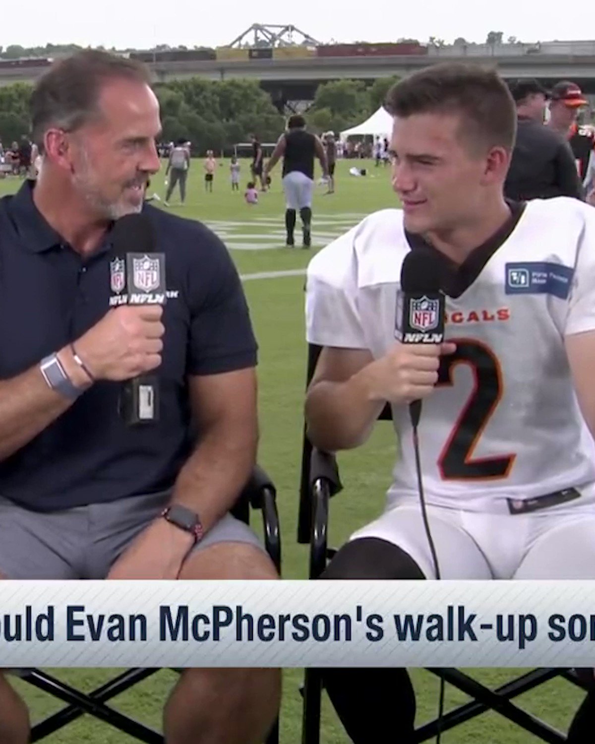 nfl-network-on-twitter-hey-alexa-play-without-me-by-eminem