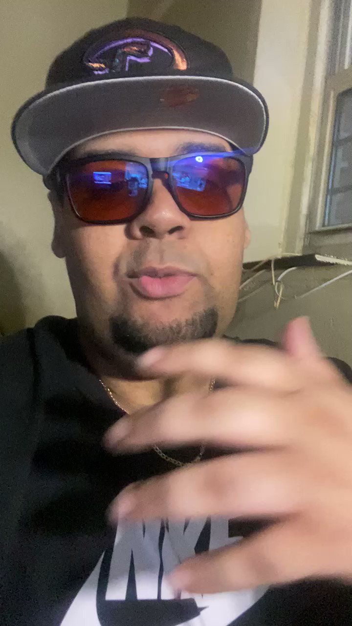 Jay Savage on Twitter: "Imagine rocking designer having no jewelry ya moving dum !!!! https://t