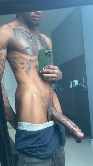 Rt if you love BBC 🤤 https://t.co/KTsD73KkSv