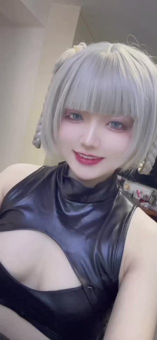 コスプレイヤー絲のTwitter動画2