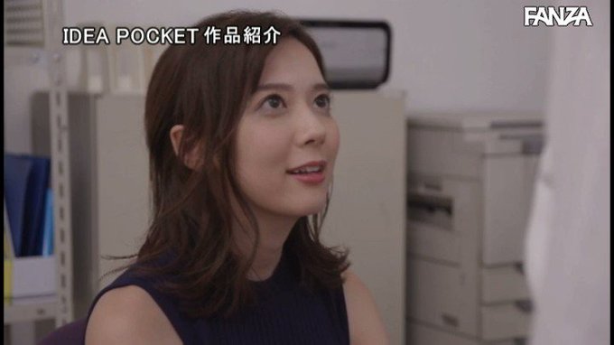 美人女教師とトロけるくらいにドロドロなディープキスをしてしまう生徒たちです

キスしたすぎる。
https://t.co/xYuNj6azUz