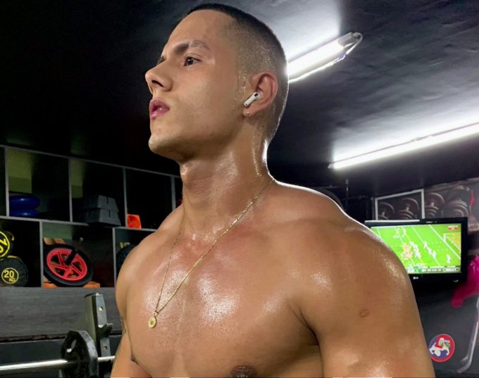 Watch till the end for a fun surprise from sexy jock Arroyave Santiago. #JockMenLive #MondayMotivation