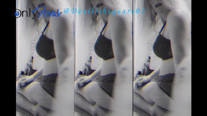 check out her only fans or on pornhub  https://t.co/8dIo82JnPd https://t.co/TGIVB9JgOp