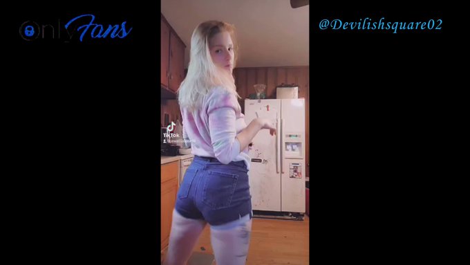 more of her here https://t.co/PzXZVh0gbw https://t.co/FjekAniLAP