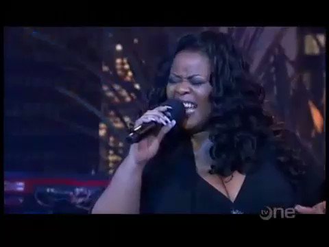 Happy birthday Maysa Leak!      