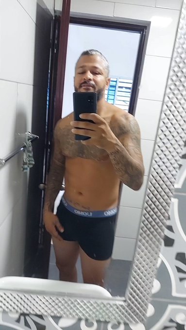 Dominican Studd’s pics and videos