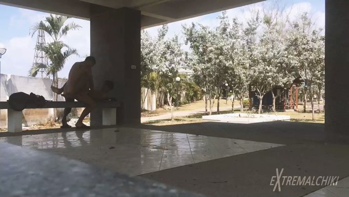 Real public nudity is here https://t.co/qsRtHrYdpy

#gay #outdoor #nudity #public #twink #feet #bareback