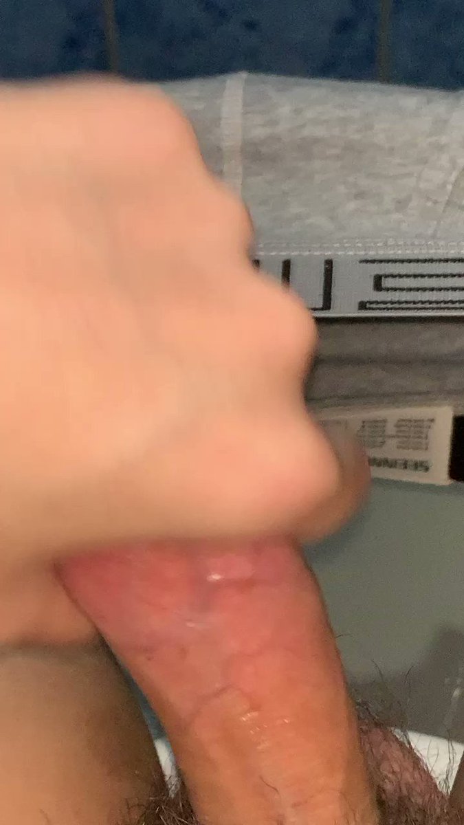帮小男生打飞机初中男生    